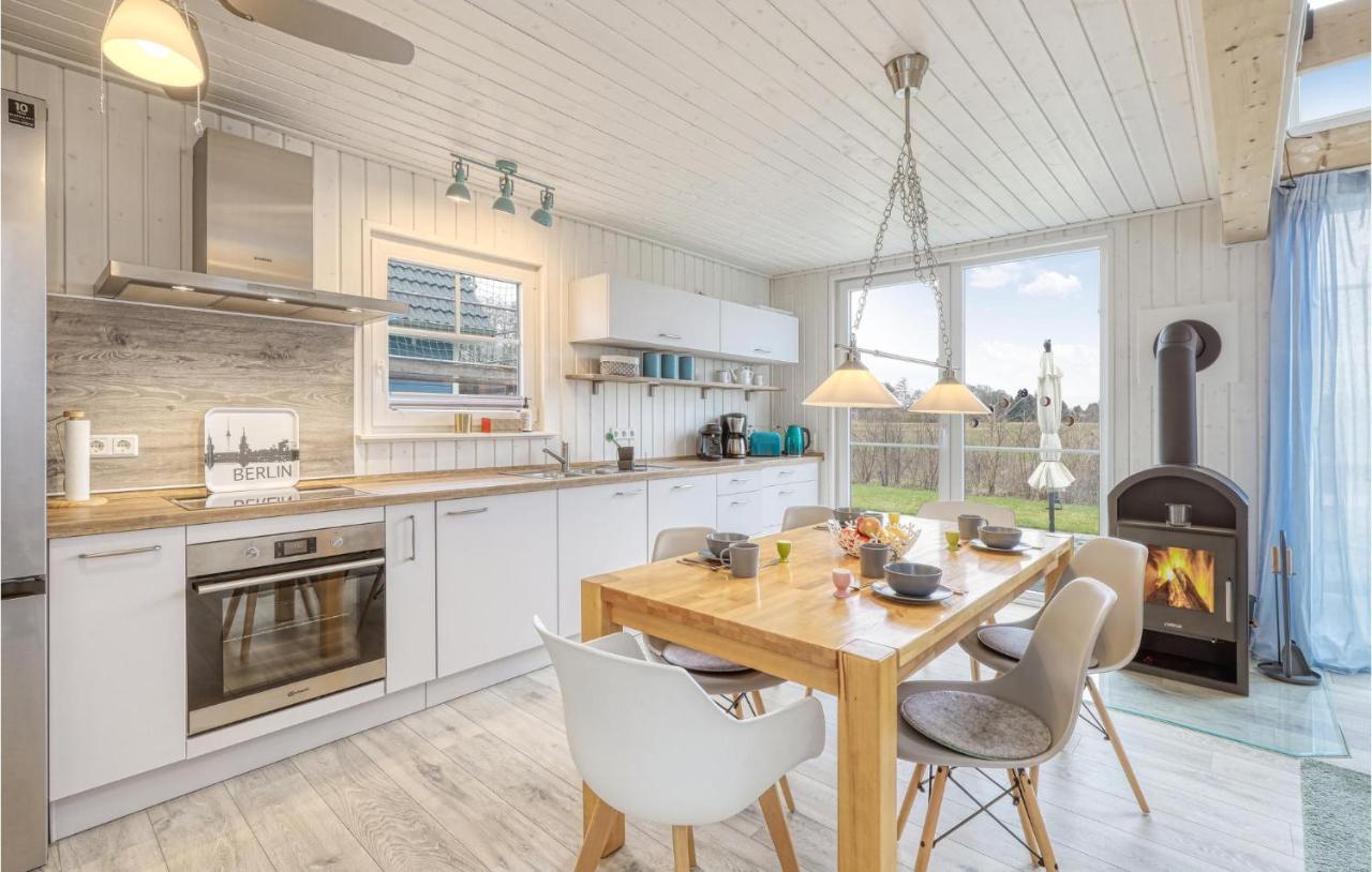 2 Bedroom Beautiful Home In Zerpenschleuse 外观 照片